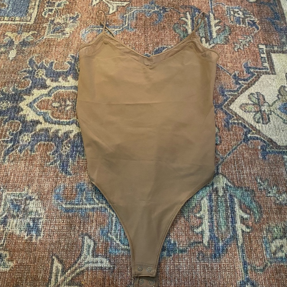 Abercrombie and Fitch never worn bodysuit size M